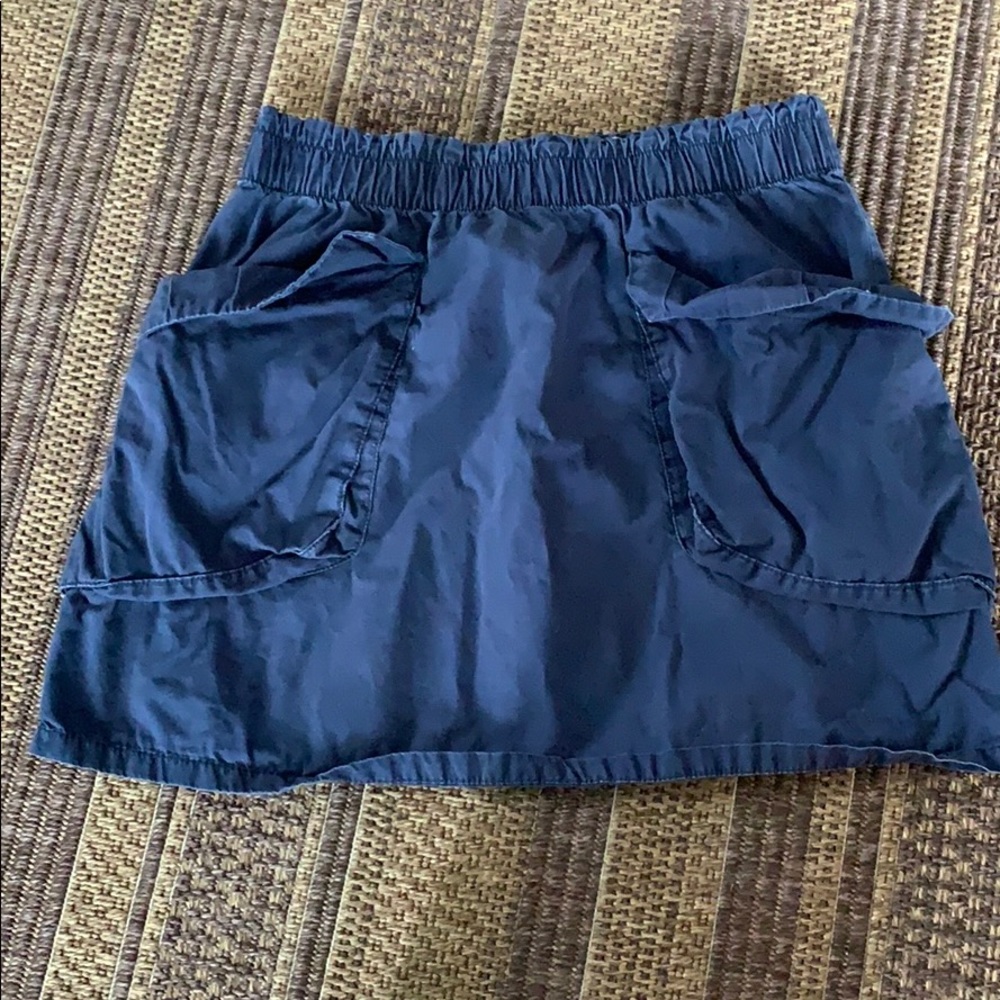 H&M pocketed skirt